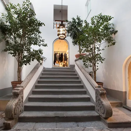 - Casa La Maisonette * Сорренто